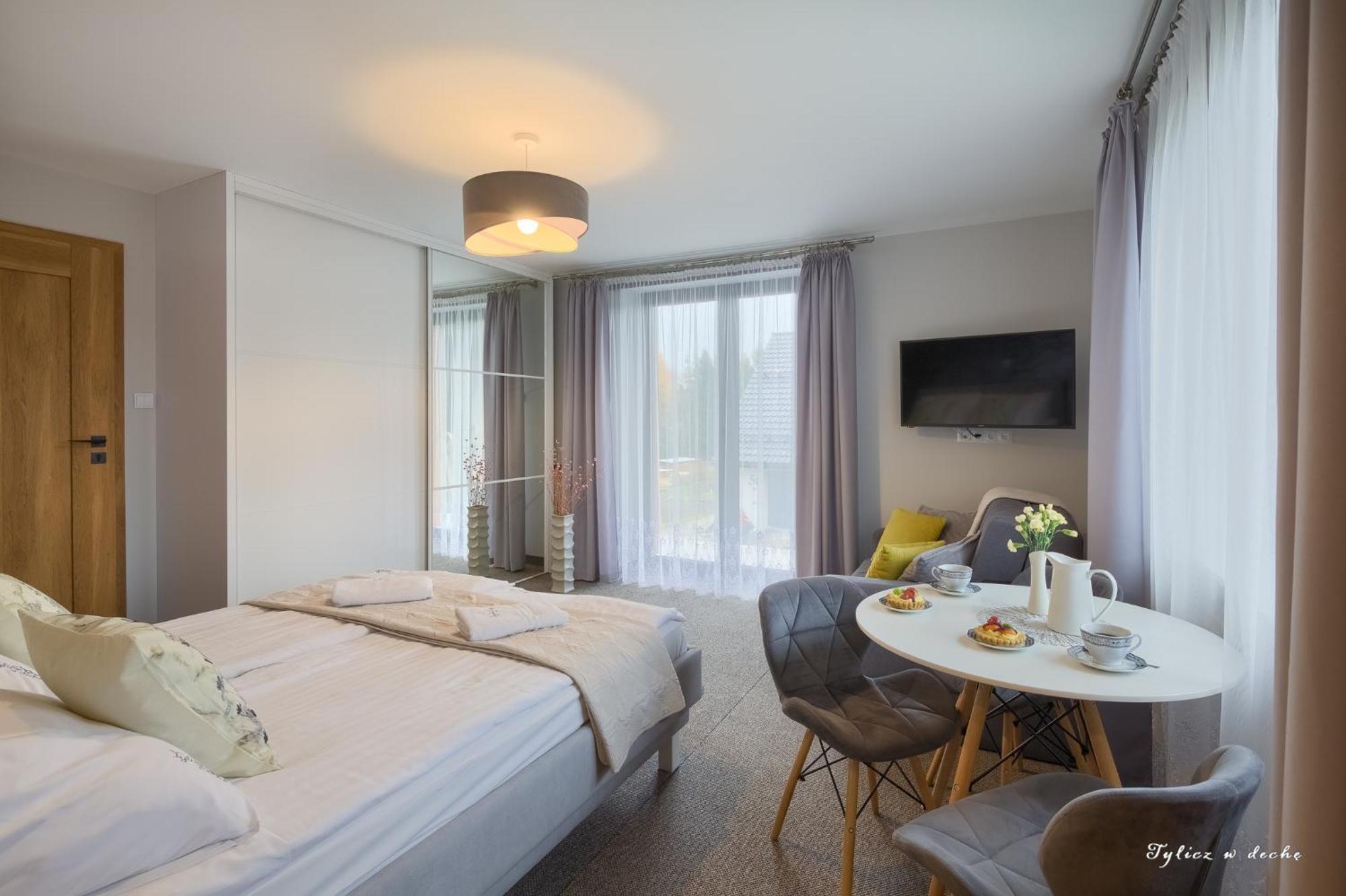 Tylicz W Deche Pokoje I Apartamenty エクステリア 写真